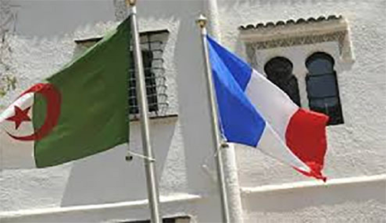 france algérie flags