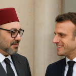 momo macron poignée de main