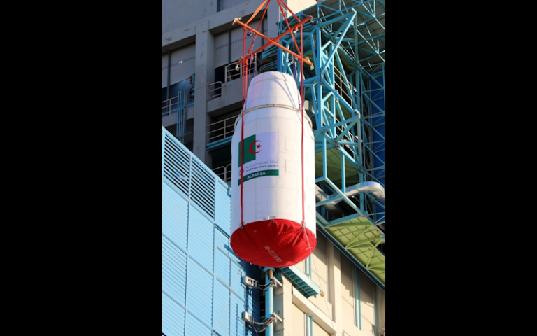 satellite algérien