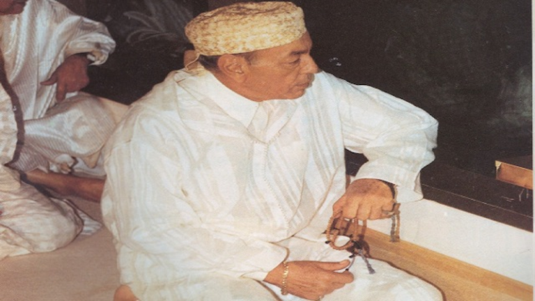 Hassan II avec tesbih